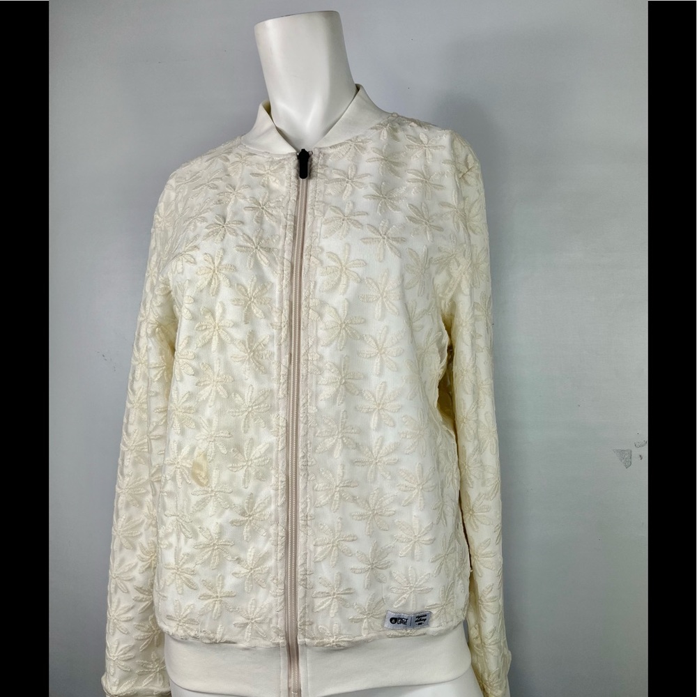 Picture Flower Lace Jacket
